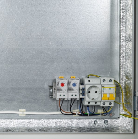 Mastermann-4УТП (Ver. 2.0) Климатический навесной шкаф с защитным реле от 